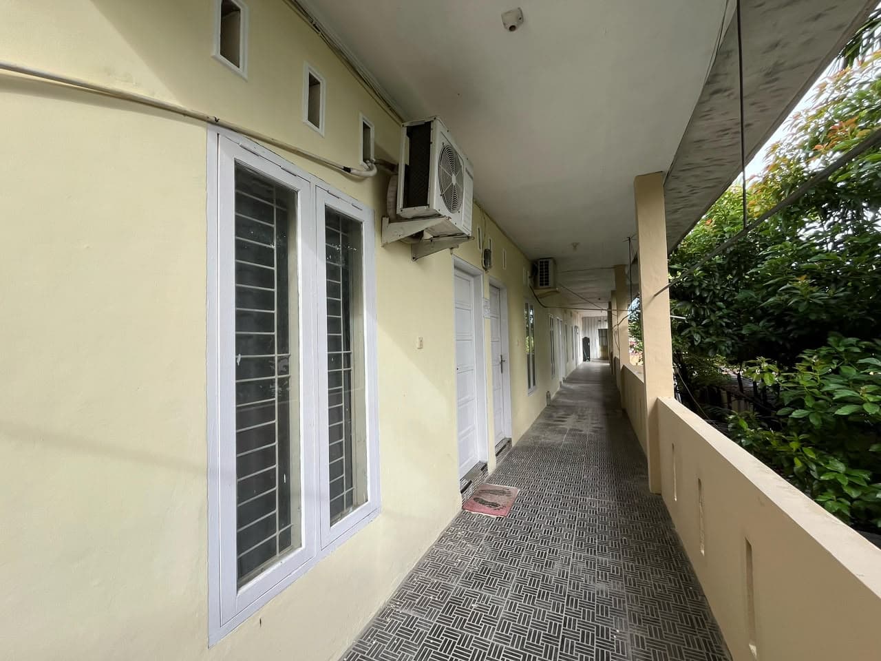 Area Cuci & Jemuran Beratap Kost Afiyat