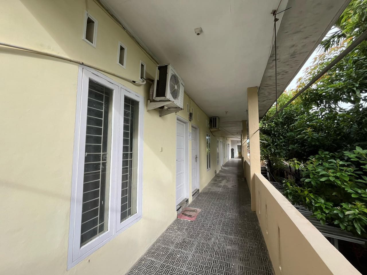 Balkon & Suasana Lantai 2